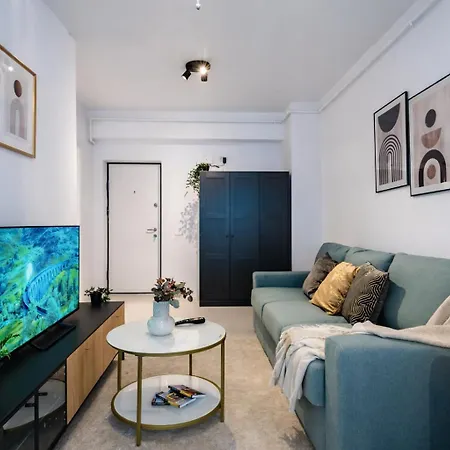 Central Residence Apartment 1020 *