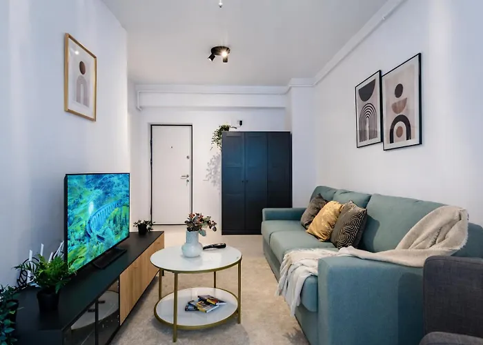 Central Residence Apartment 1020 *