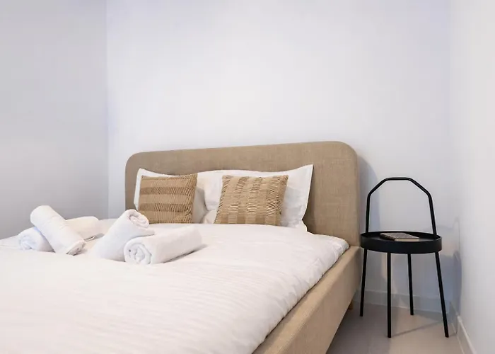 Central Residence Apartment 1020